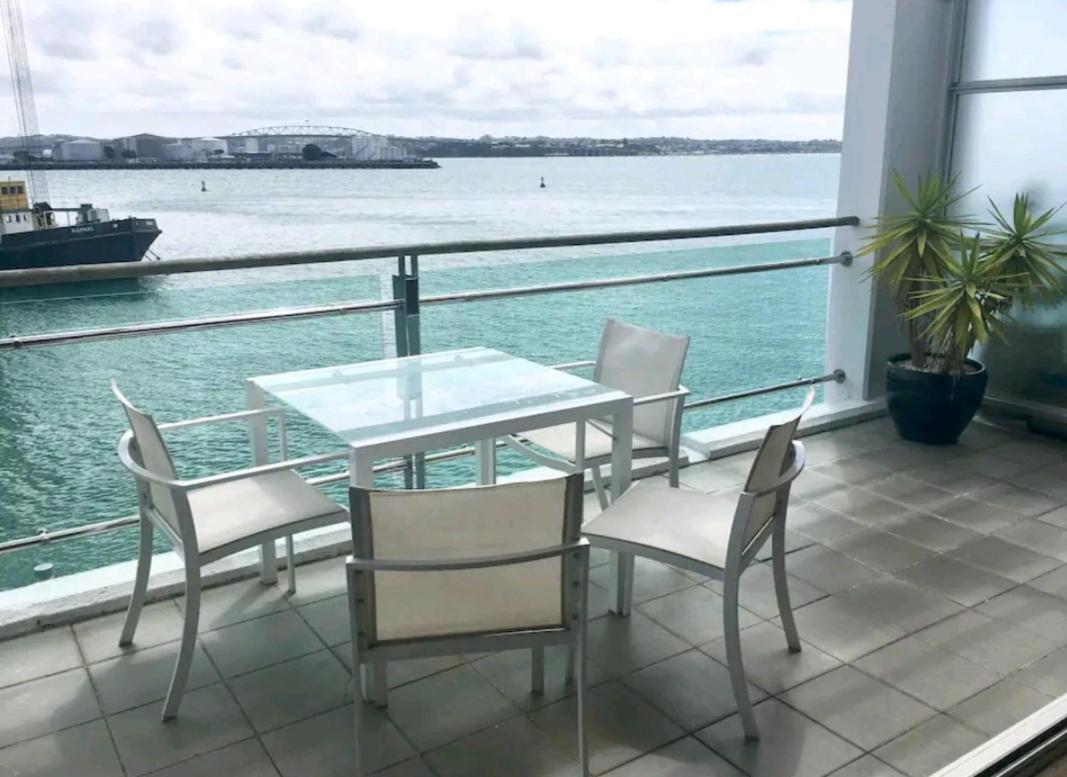 Life On Water- Princes Wharf Apartment With Fabulous Views Окленд Экстерьер фото